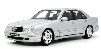 OT459 - MERCEDES-BENZ E55 AMG W210 2001 Argent brillant