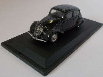 PARAD85 - PEUGEOT 202 berline 1938 noire
