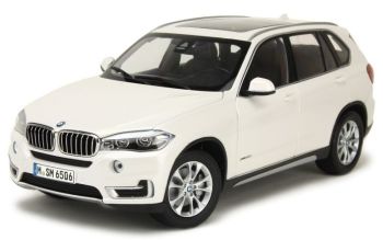 PARPA-97073 - BMW X5 SUV blanc