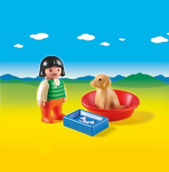 PLAY6796 - Fille avec un chien