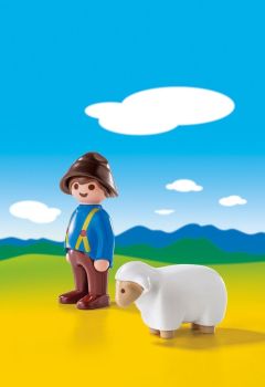 PLAY6974 - Berger avec mouton