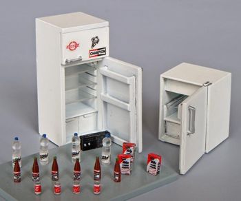 PLS222 - 1 frigo et un congélateur miniature avec accessoires à assembler et à peindre décalcomanies fournies