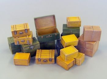 PLS452 - 19 petites caisses de transports miniatures à assembler et à peindre