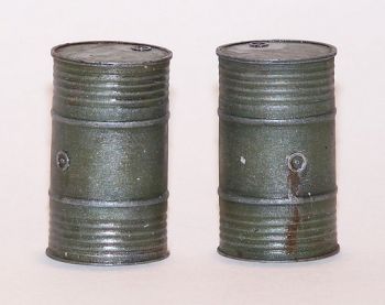 PLSEL041 - 2 barils miniatures de 2,5 cm à peindre pour diorama