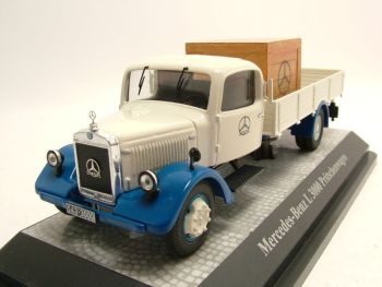 PRX12650 - MERCEDES BENZ L3000 avec caisse en bois limité à 500 exemplaires
