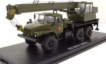 PRXPCL47046 - URAL 4320 NVA KS-3574 grue armée Allemande