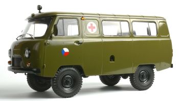 PRXPCL47073 - UAZ 452 ambulance de l'armée Tchécoslovaque