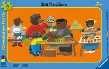 RAV06308 - Cadre Puzzle - 15 Pièces - Petit Ours brun au marché - 29.5 x 19 cm