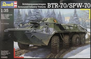 REV03063 - Blindé allemand véhicule d'infanterie BTR-70 SPW-70 maquette à constuire