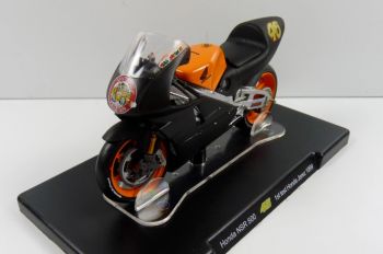 Moto miniature - maquette de moto et jouet - Collect World