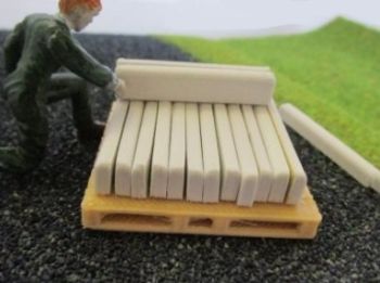 UM166_2 - 10 bordures miniatures  P1 entières vendues sans la palette