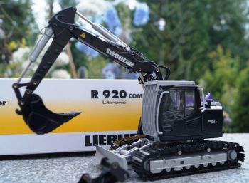 CON2209/02 - Pelle LIEBHERR R920 Compact Black édition