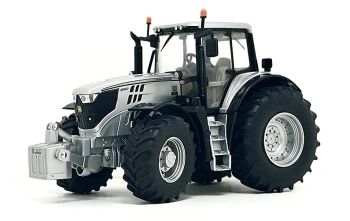BRI43224 - JOHN DEERE 6195M Silver Edition