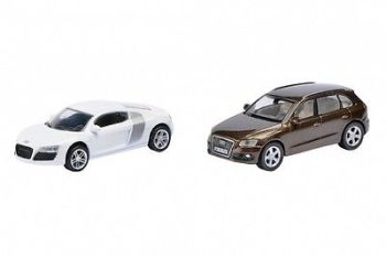 SCH24902 - Ensemble de AUDI R8 et AUDI Q5 4X4 magnetic