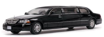 SUN4202 - LINCOLN Town Car limousine 2003 noire