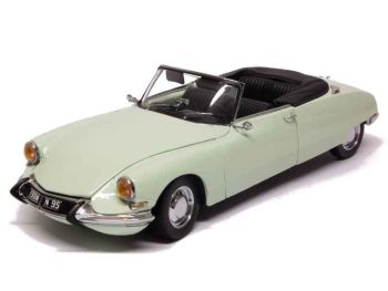 SUN4745 - CITROEN DS 19 blanche cabriolet 1961