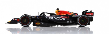 SPAS8553 - RED BULL RB18 #1 Vainqueur GP Abu Dhabi 2022 M.VERSTAPPEN