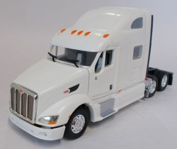 TON11003601 - PETERBILT 587 SC 6x4 blanc Ech:1/53
