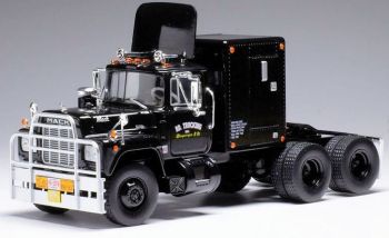 IXOTR100 - MACK R-Series avec cabine arrière 6x4 1966 Noir
