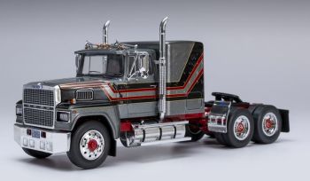 IXOTR222.22 - FORD LTL-9000 6x4 1978 gris et rouge