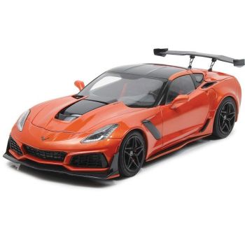 IXO-U18RDC001-FO - CHEVROLET Corvette ZR1 2019 Orange - SEBRING ORANGE TINTCOAT - USA EDITION