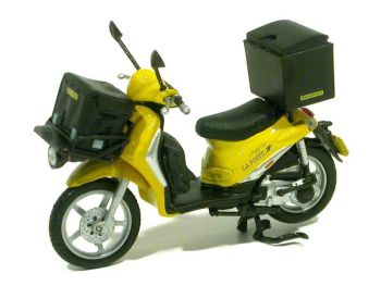 UH5623 - Scooter PIAGGIO Liberty 125 CC (2005) LA POSTE