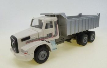 CON3775 - VOLVO NL12 Turbo 6x4 Benne