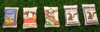 WM002 - 5 sacs d'alimentation pour vache - En miniature