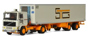 WSI01-2595 - VOLVO F10 4x2 avec semi frigo  STG