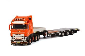 WSI01-1687 - VOLVO FH 04 Globetrotter 6x4 avec porte engins 3 essieux LAND