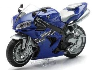 NEW01993A - YAMAHA son et lumière piles incluses